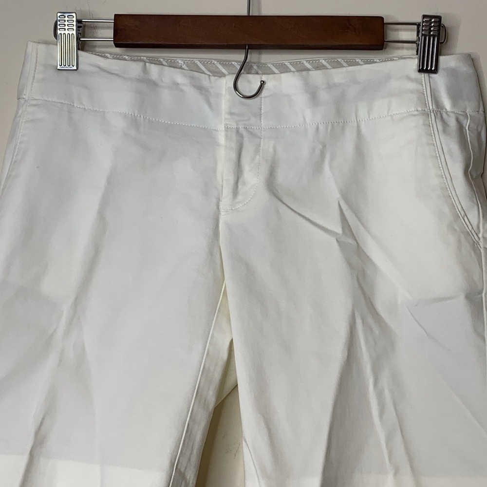 Gap | White Stretch Cotton Blend Chino Pocket Shorts 1 Petite - Picture 3 of 8